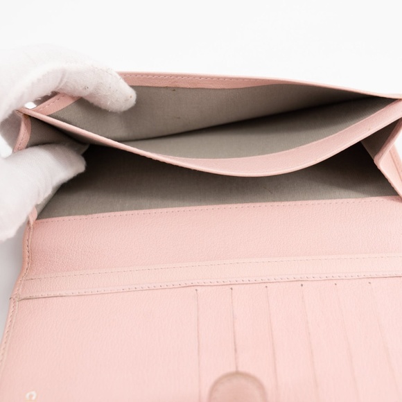 Chanel Butterfly Camellia Bifold Long Wallet Pink - Picture 13 of 14